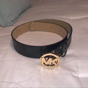 Michael Kors MK Belt Buckle Belt!